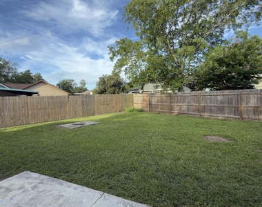 7914 Longshadow Court - Photo Thumbnail 17