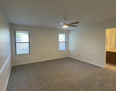 7914 Longshadow Court - Photo Thumbnail 6