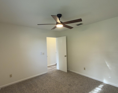 7914 Longshadow Court - Photo Thumbnail 15