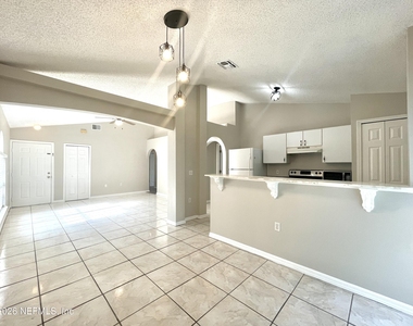 7329 Lawn Tennis Lane - Photo Thumbnail 4