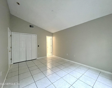 7329 Lawn Tennis Lane - Photo Thumbnail 6