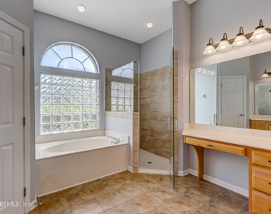 12197 Ripken Circle - Photo Thumbnail 33