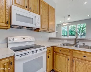 12197 Ripken Circle - Photo Thumbnail 17