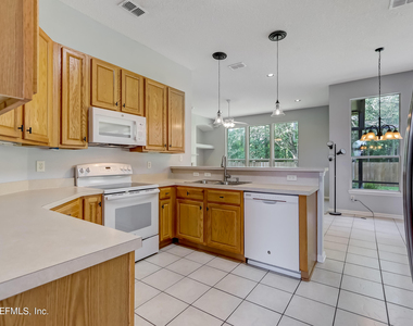 12197 Ripken Circle - Photo Thumbnail 16