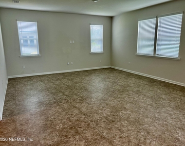 12591 Lake Taylor Lane - Photo Thumbnail 11