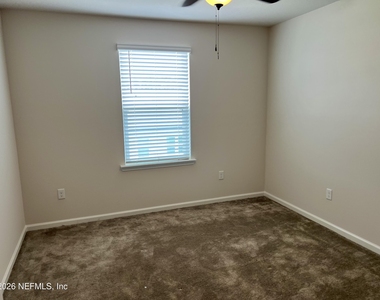 12591 Lake Taylor Lane - Photo Thumbnail 16