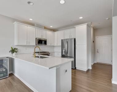3s514 Barkley Avenue - Photo Thumbnail 9