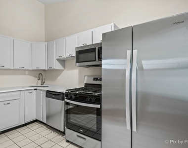 327 E Lake Street - Photo Thumbnail 7