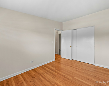 327 E Lake Street - Photo Thumbnail 15
