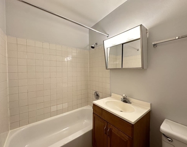 4537 N Dover Street - Photo Thumbnail 19