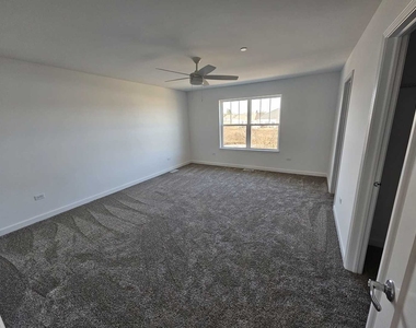 334 N Masters Drive - Photo Thumbnail 7