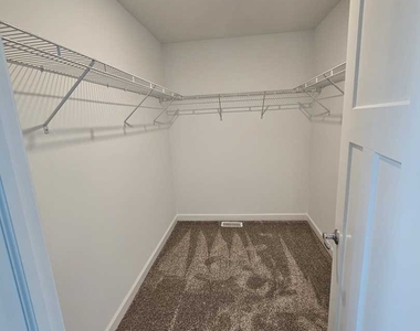 334 N Masters Drive - Photo Thumbnail 18