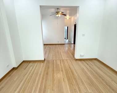 921 S Bishop Street - Photo Thumbnail 12