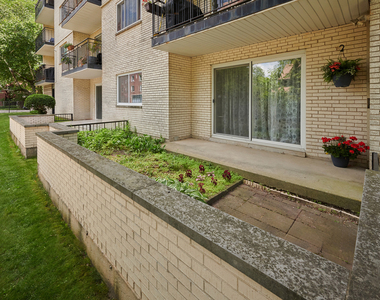 7074 N Ridge Boulevard - Photo Thumbnail 22