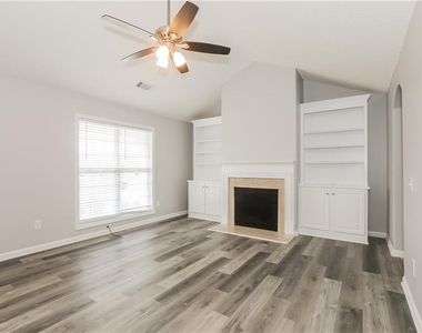 1303 Princess Drive - Photo Thumbnail 1