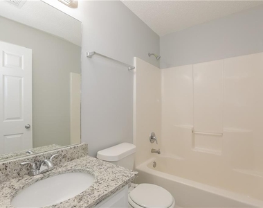 1303 Princess Drive - Photo Thumbnail 6