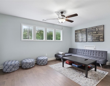 257 Birch Street - Photo Thumbnail 12