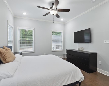 257 Birch Street - Photo Thumbnail 8