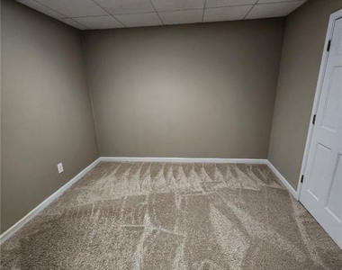3305 Goldmist Drive - Photo Thumbnail 11