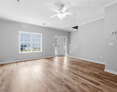 5072 Leeshire Trace - Photo Thumbnail 6