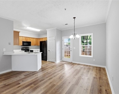 5072 Leeshire Trace - Photo Thumbnail 9