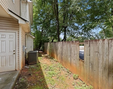5072 Leeshire Trace - Photo Thumbnail 22