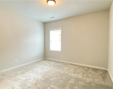 4591 Silver Oak Drive Sw - Photo Thumbnail 23