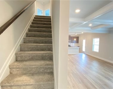 4591 Silver Oak Drive Sw - Photo Thumbnail 18