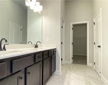 4591 Silver Oak Drive Sw - Photo Thumbnail 27