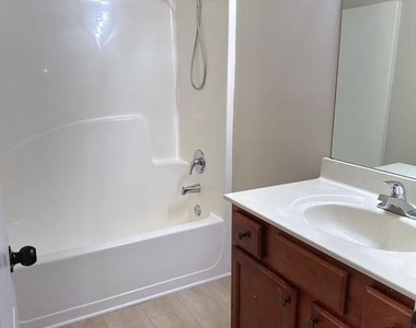 1601 Bramlett Hill - Photo Thumbnail 12