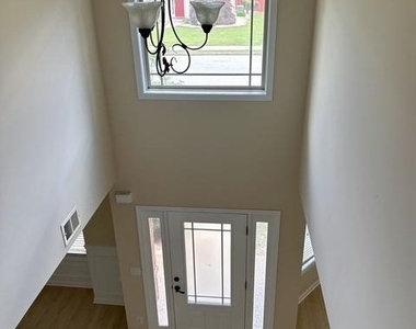 1601 Bramlett Hill - Photo Thumbnail 2