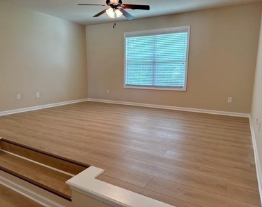 1601 Bramlett Hill - Photo Thumbnail 14
