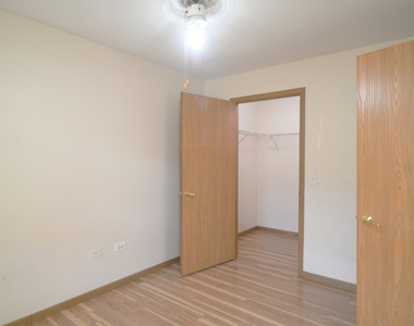 1548 W Sand Bar Court - Photo Thumbnail 9