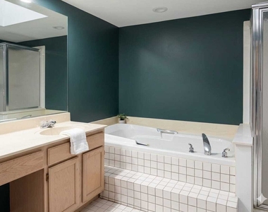 4791 Amber Circle - Photo Thumbnail 13