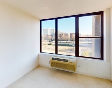 345 E Eastgate Place - Photo Thumbnail 4