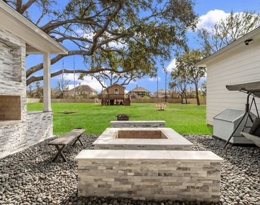 26511 Meadow Lane - Photo Thumbnail 37