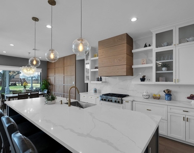 26511 Meadow Lane - Photo Thumbnail 8