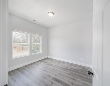 6918 Tommye Street - Photo Thumbnail 6