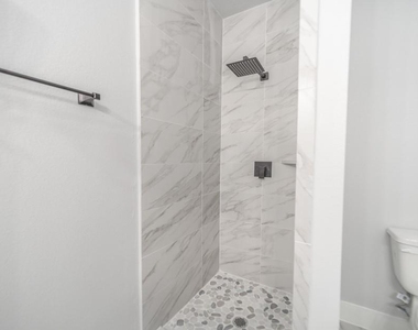 6918 Tommye Street - Photo Thumbnail 7