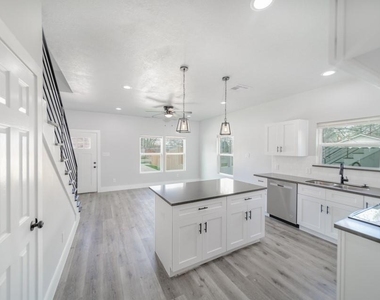 6918 Tommye Street - Photo Thumbnail 2