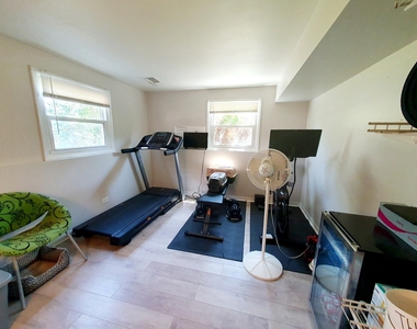 3535 Treaty Lane - Photo Thumbnail 12