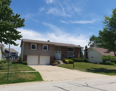 3535 Treaty Lane - Photo Thumbnail 21