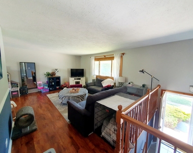 3535 Treaty Lane - Photo Thumbnail 6