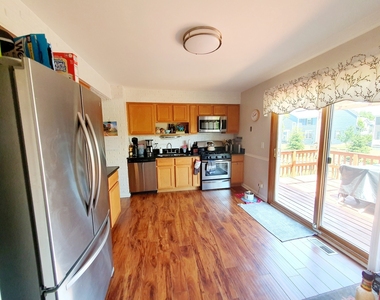 3535 Treaty Lane - Photo Thumbnail 2