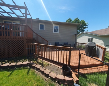 3535 Treaty Lane - Photo Thumbnail 18