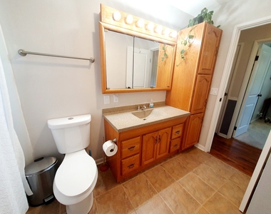 3535 Treaty Lane - Photo Thumbnail 13
