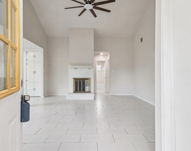 14067 Towneway Drive - Photo Thumbnail 5