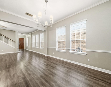 2711 Wallingford Pines - Photo Thumbnail 16