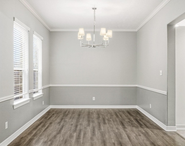 2711 Wallingford Pines - Photo Thumbnail 15