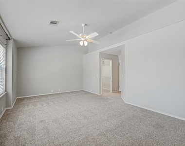 13600 Breton Ridge Street - Photo Thumbnail 36